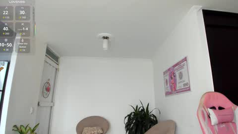 Snapshot of nayah_williams chatting on February 12, 3:18 pm Nayah Williams - OnlyFans online show from February 12, 3:18 pm