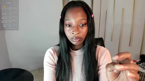 Nayaris 3 online show from February 6, 6:13 pm