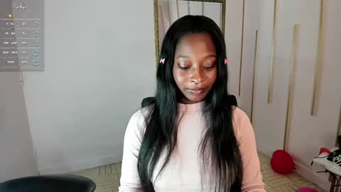 Nayaris 3 online show from February 6, 10:10 pm