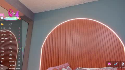 Naye  online show from December 14, 3:56 am