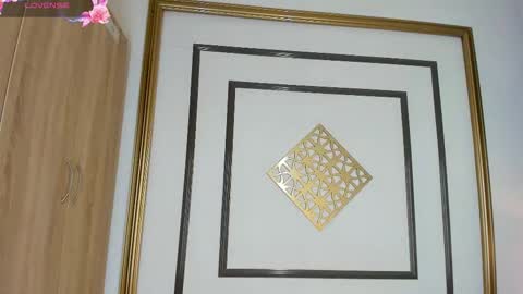 Snapshot of naylagrey chatting on March 1, 11:34 am online show from March 1, 11:34 am