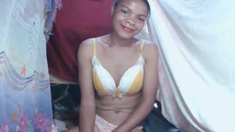 Snapshot of naylah313 chatting on February 27, 5:51 am Nayla online show from February 27, 5:51 am