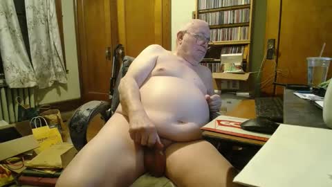 Snapshot of nbearj chatting on February 7, 12:09 am Wayne online show from February 7, 12:09 am