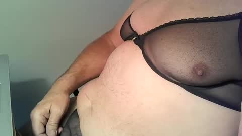 nbw online show from January 1, 11:07 pm