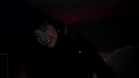 Nefertari online show from February 1, 11:43 am