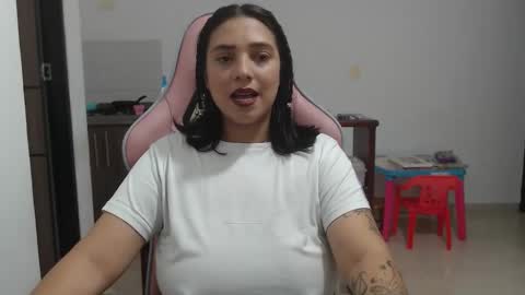 Snapshot of nebyula_star chatting on October 26, 7:20 pm Nebyula online show from October 26, 7:20 pm