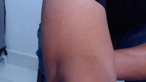 Snapshot of neccesitysexxxxx chatting on May 16, 10:36 am neccesitysexxxxx online show from May 16, 10:36 am