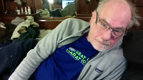 Snapshot of nedddludd chatting on January 8, 2:35 am nedddludd online show from January 8, 2:35 am