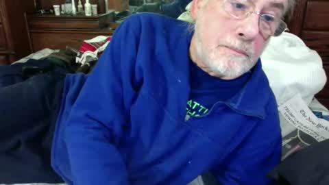 Snapshot of nedddludd chatting on March 4, 11:54 pm nedddludd online show from March 4, 11:54 pm