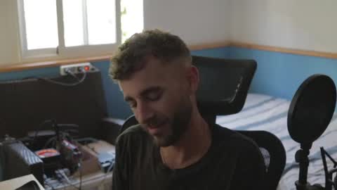 G as the point online show from April 14, 12:55 pm