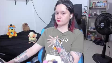 Snapshot of neeko_lol_ chatting on February 22, 2:48 pm Geek Nicole im Neeko UwU online show from February 22, 2:48 pm