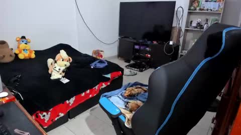 Geek Nicole    im Neeko UwU online show from July 10, 11:46 am