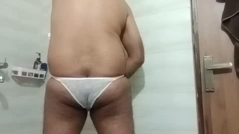 Snapshot of neerajjoy chatting on April 29, 2:59 am neerajjoy online show from April 29, 2:59 am