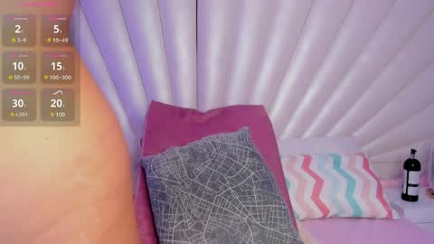 neereth online show from March 31, 10:32 pm