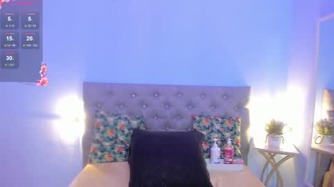 neferet_opal online show from December 4, 11:24 pm