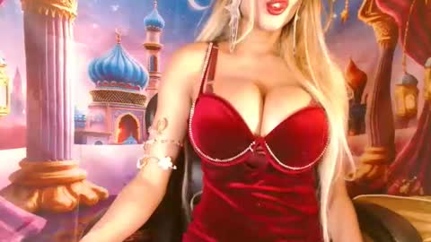 Snapshot of nefertari8 chatting on May 7, 8:31 am nefertari8 online show from May 7, 8:31 am