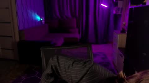 Negan online show from November 27, 4:03 am