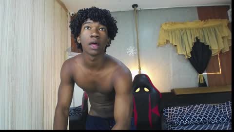 Snapshot of negga_cum chatting on February 11, 1:38 pm NEGGA online show from February 11, 1:38 pm