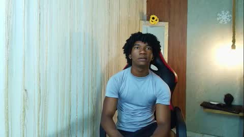 Snapshot of negga_cum chatting on February 23, 1:08 pm NEGGA online show from February 23, 1:08 pm