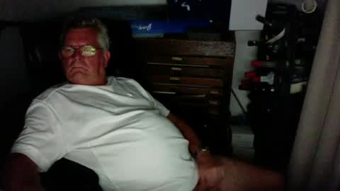 Snapshot of negnilret62 chatting on August 2, 9:46 pm negnilret62 online show from August 2, 9:46 pm