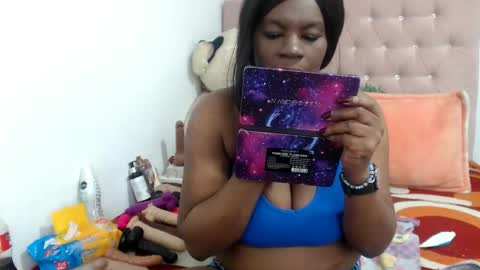 Snapshot of negrabig_38 chatting on October 18, 3:31 am negrabig 38 online show from October 18, 3:31 am