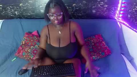  CHIKY  online show from March 28, 3:06 am