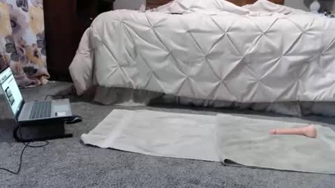 NEIGHBORGUY4U online show from December 22, 6:38 pm