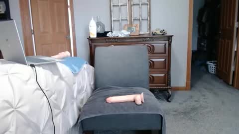 NEIGHBORGUY4U online show from June 8, 4:07 pm