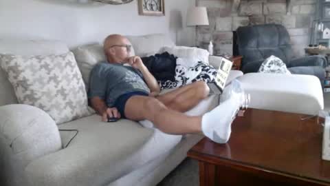 NEIGHBORGUY4U online show from June 27, 2:44 pm