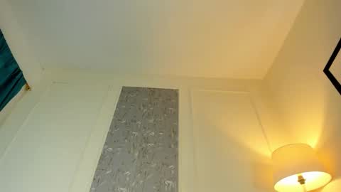 Neill online show from December 21, 7:32 pm