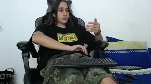 Snapshot of neitan___ chatting on June 30, 8:43 pm neitan___ online show from June 30, 8:43 pm