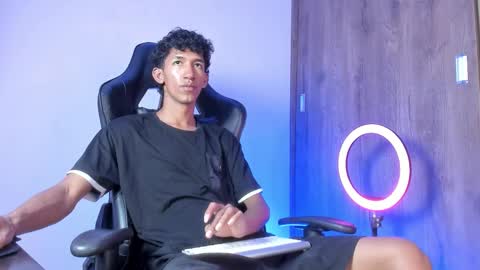 neitan online show from February 1, 3:05 am