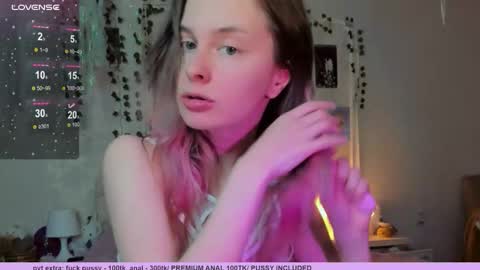 neko_kitsune online show from November 25, 8:09 pm