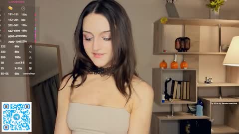 Vicky and Beatrice online show from February 22, 7:12 pm