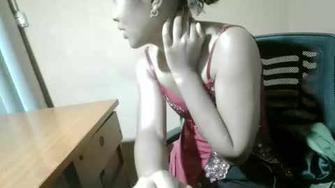 Snapshot of nelia_84 chatting on April 26, 2:09 am nelia_84 online show from April 26, 2:09 am