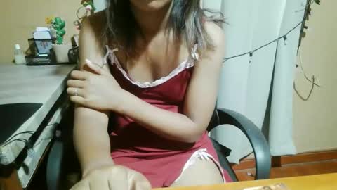 Snapshot of nelia_84 chatting on May 19, 12:55 pm nelia_84 online show from May 19, 12:55 pm