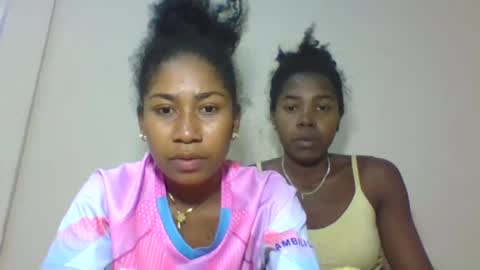 Snapshot of nellabrown chatting on August 4, 11:46 am nellabrown online show from August 4, 11:46 am