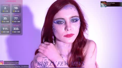 Snapshot of nelle_ chatting on December 28, 9:42 am    online show from December 28, 9:42 am