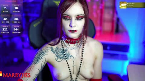 Snapshot of nelle_ chatting on January 21, 2:59 pm    online show from January 21, 2:59 pm