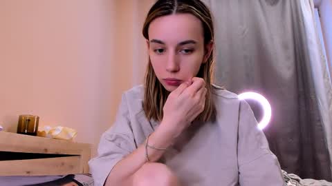 Snapshot of nelly_yy chatting on February 2, 12:57 pm nelly_yy online show from February 2, 12:57 pm