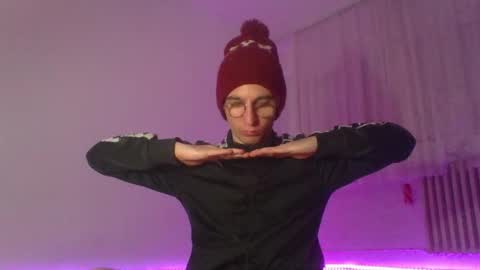 Snapshot of nemcahot chatting on January 7, 1:52 am nemcahot online show from January 7, 1:52 am