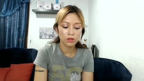 Snapshot of nena_lov chatting on February 23, 10:42 pm Star  online show from February 23, 10:42 pm
