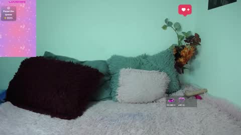 Snapshot of nenaa_stg chatting on October 23, 3:06 am Sol Stg online show from October 23, 3:06 am