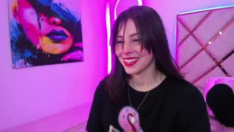 nenaarisk online show from March 29, 1:55 pm