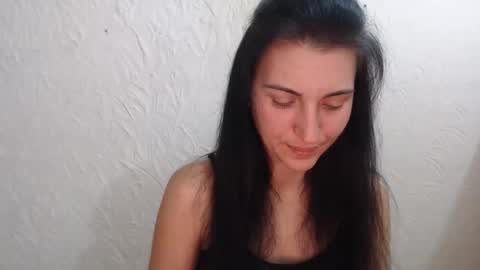 Nensy online show from October 17, 8:00 pm