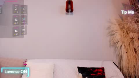 Snapshot of neo_dimou chatting on October 8, 11:41 am Jordan online show from October 8, 11:41 am