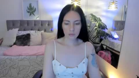 Sarah  online show from November 17, 3:12 am