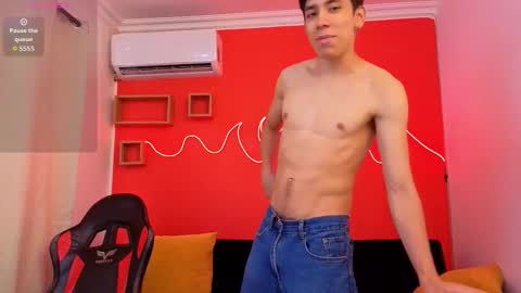 just Daniel  online show from March 28, 7:02 pm