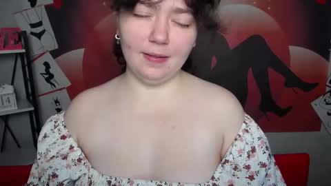 NeonilaLisova online show from November 15, 6:22 am