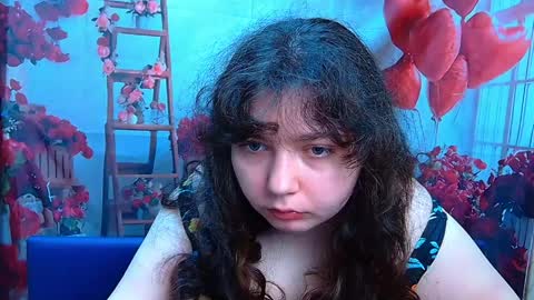 NeonilaLisova online show from April 4, 11:18 am